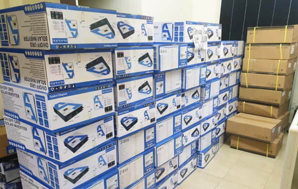 400 set Inverters hibrid di lubnan